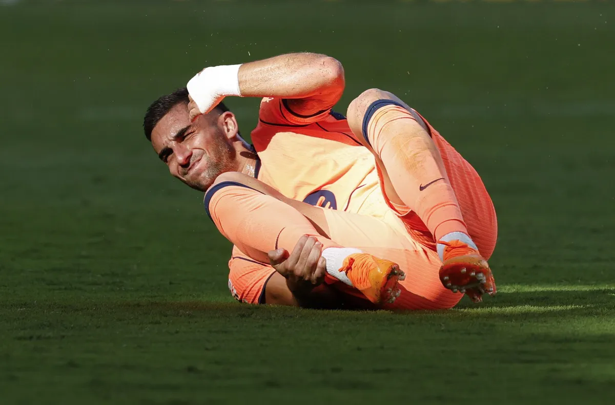 Обявиха от Барселона Нападателят на Барселона Феран Торес ще пропусне