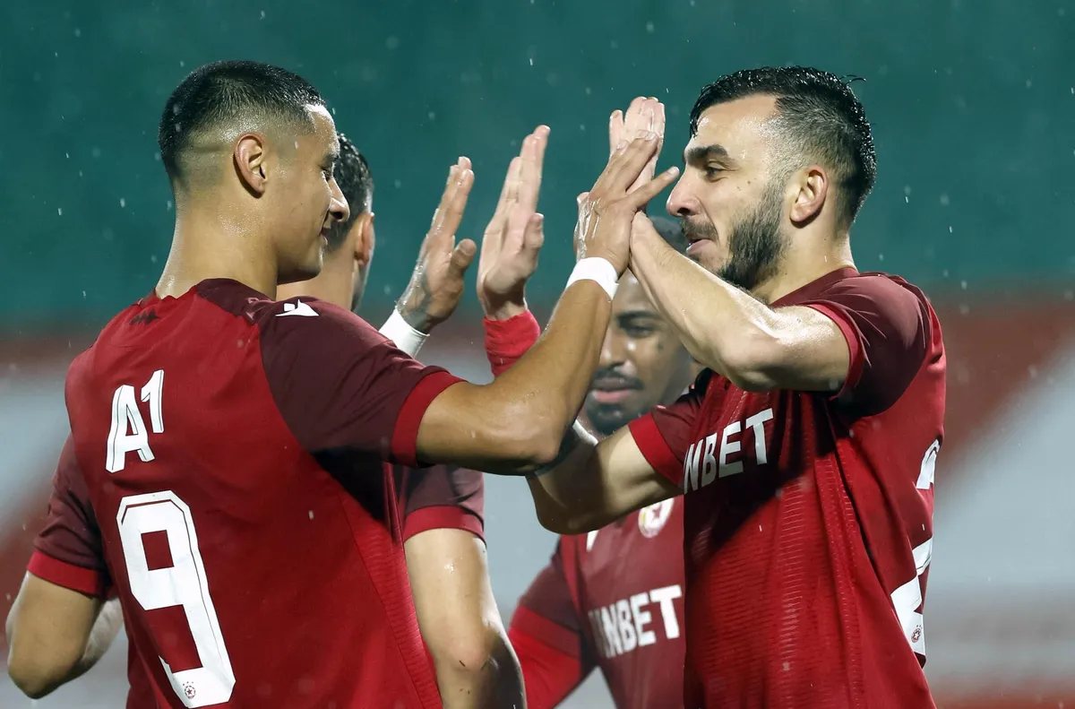 Следете срещата на Васил Левски тук ЦСКА приема Берое в