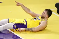 Лука Дончич остава извън терена поне седмица