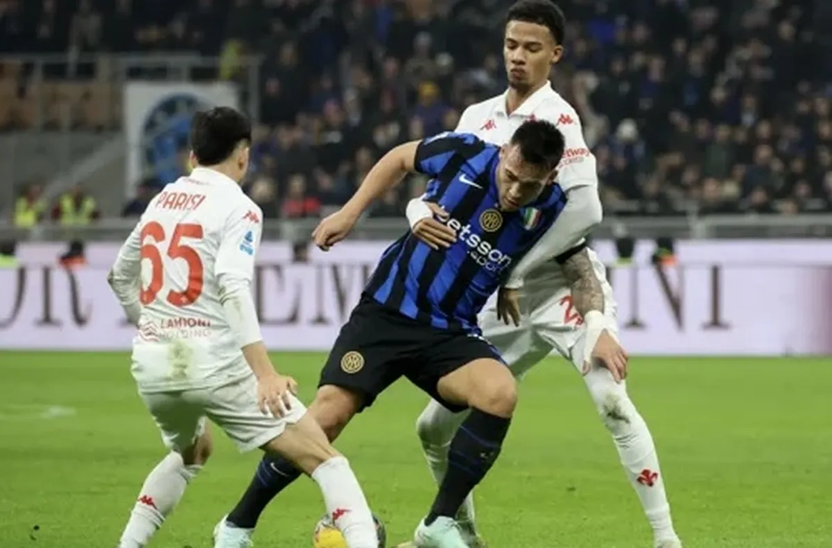 НА ЖИВО: Интер - Фиорентина 2:0