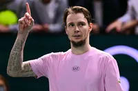 Бублик поднесе голяма изненада в Париж, успя да изхвърли Тейлър Фриц