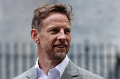 Дженсън Бътън приключи с моторните спортове