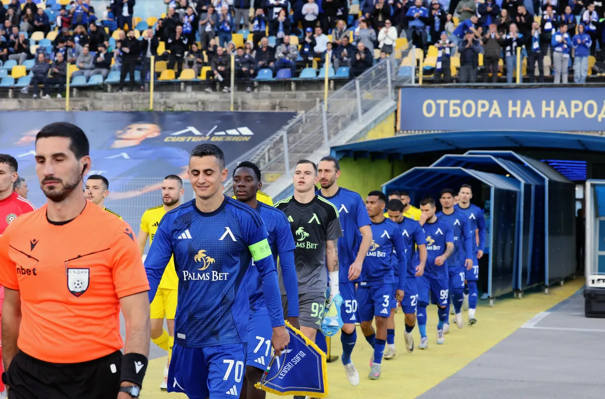 Сините имат важен тест в 13 ия кръг на първенството След