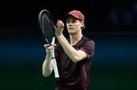 ОБЗОР: Синер на полуфинал в Париж