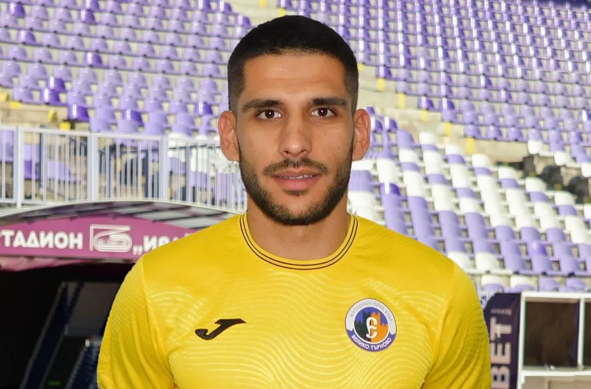 Етър и Черноморец Бургас не се победиха Никола Виденов вкара