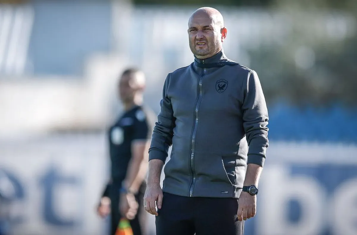 Живондов: Изоставаме сериозно от Левски, но ще се опитаме да ги догоним