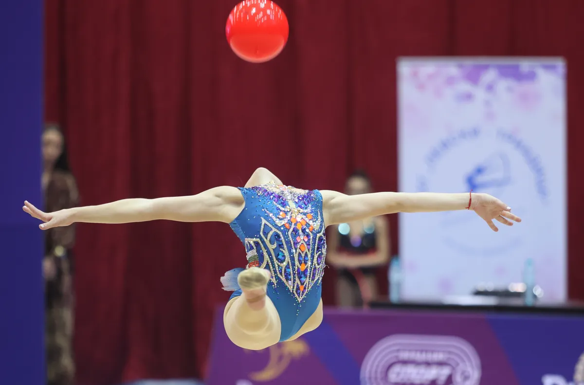 Наша грация с медали в Кипър