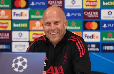 Арне Слот потвърди: Ливърпул без трима титуляри срещу Реал