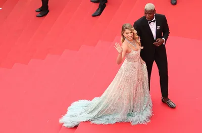 Дебютът на Погба отново се отлага