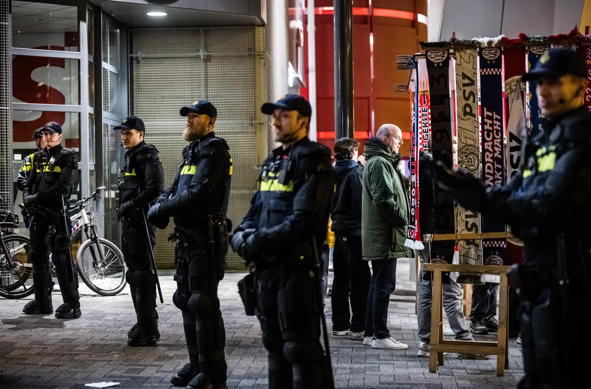 Над 700 полицаи ще бъдат ангажирани за Астън Вила и Макаби Тел Авив в Лига Европа