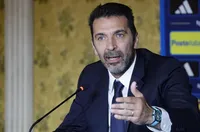 Буфон говори за смяната на Спалети с Гатузо