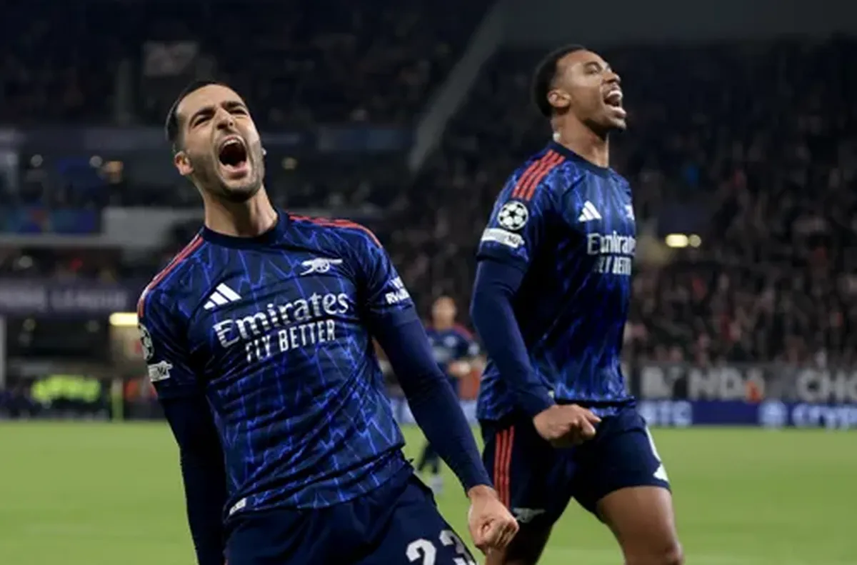 Арсенал с нова победа и суха мрежа в ШЛ