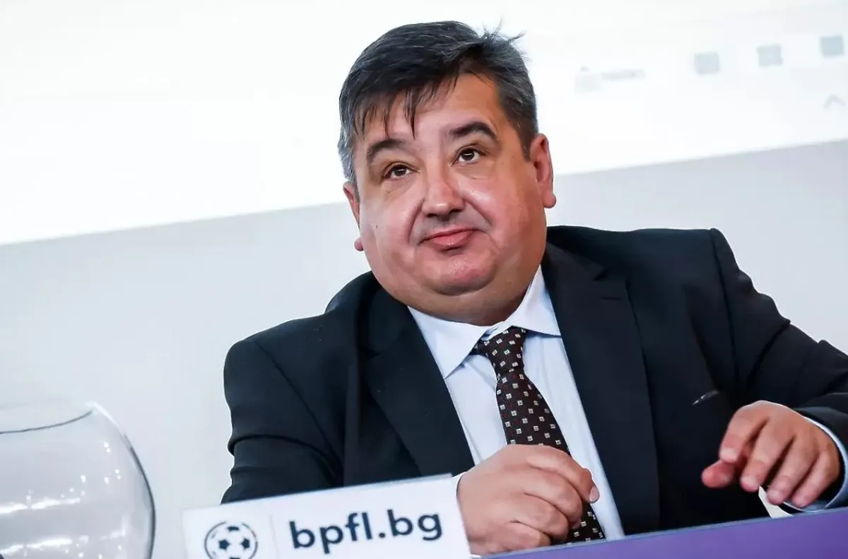 Караиванов се извини на Илиан Илиев