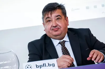 Караиванов се извини на Илиан Илиев