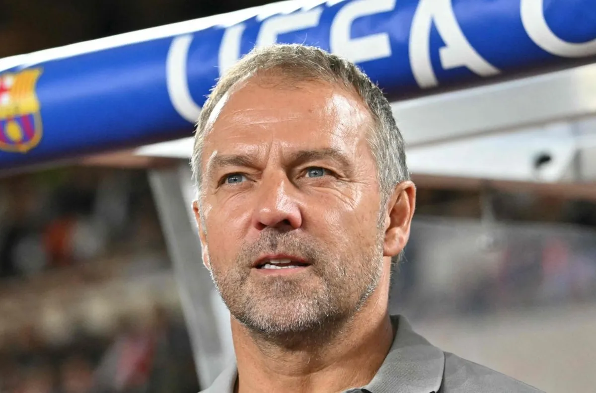 Флик има договор с Барса до лятото на 2027 година