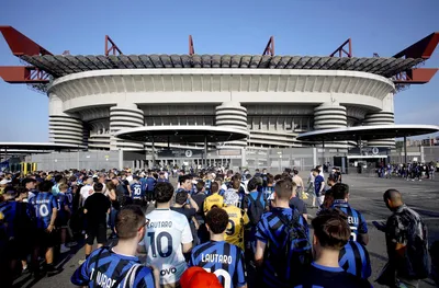 Официално: Интер и Милан откупиха стадиона в Милано от Общината