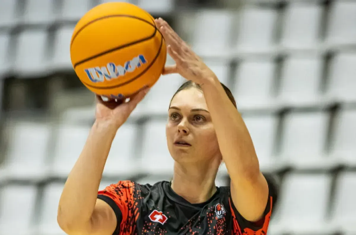 Наши момичета бият в баскетболния турнир Еврокъп