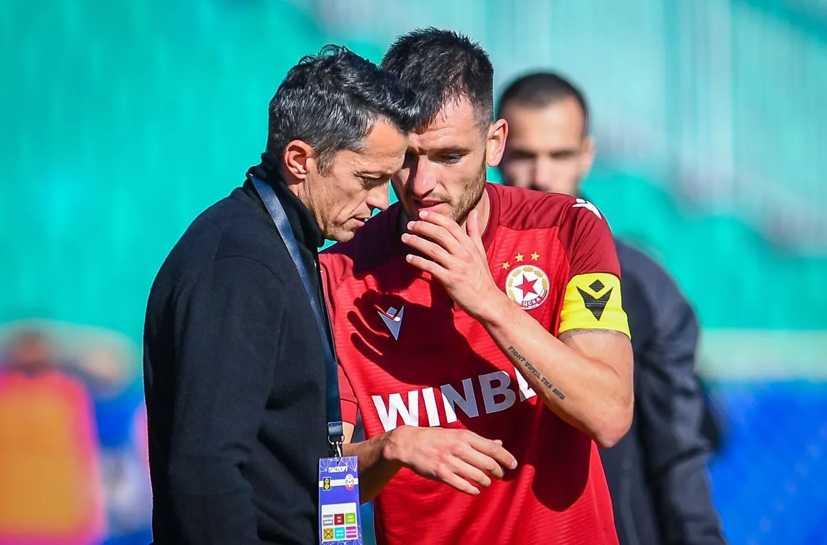 Христо Янев избра състава за Вечното дерби