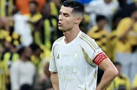 Роналдо за Бекъм: Има красиво лице, но аз съм перфектен и идеален