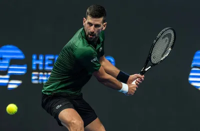 Джокович записа юбилейна победа №200 в зала и вече е на 1/2-финал в Атина