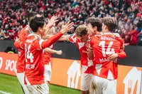 Лига на Конференциите: Майнц обърна Фиорентина в драма, АЕК с издънка у дома