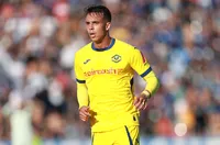 Борусия (Дортмунд) впери поглед в млад голаджия от Серия A