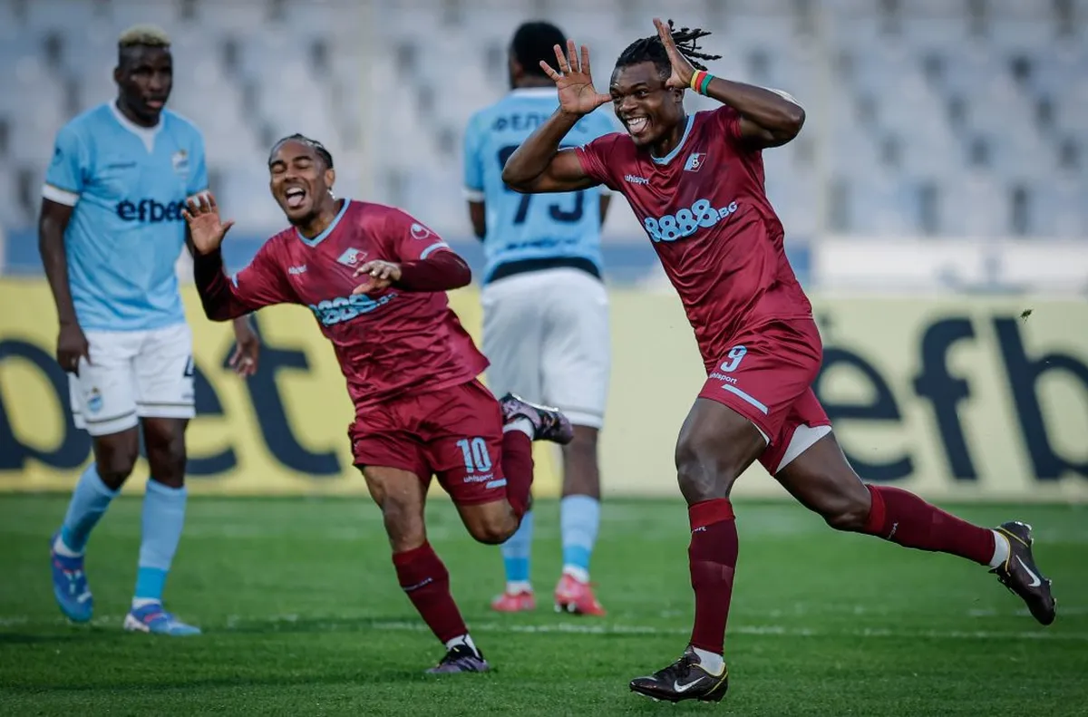 Интерес от Русия и Турция към звездата на Септември София