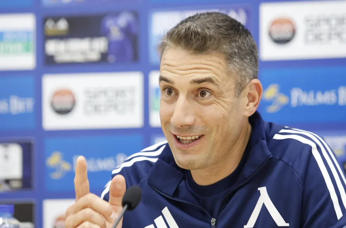 Веласкес: Левски ще опита да покаже силните си страни срещу ЦСКА 