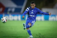 Два клуба от Ла Лига искат футболист на Левски