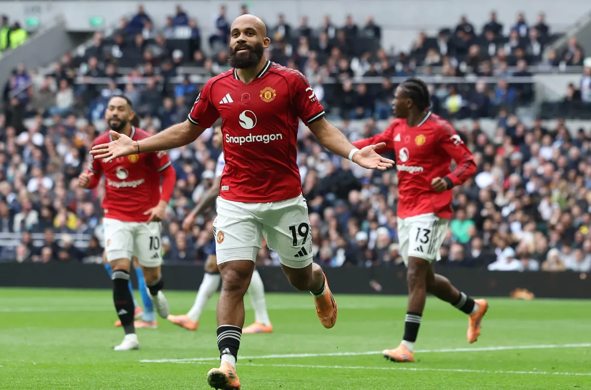 Манчестър Юнайтед изравни в 96-ата минута след късен обрат на Тотнъм (ВИДЕО)