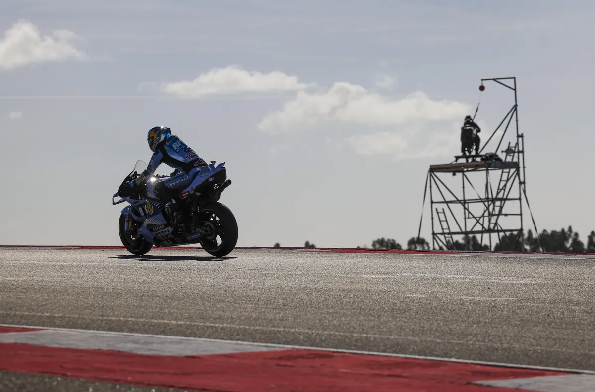 Алекс Маркес спечели спринта в Португалия от предпоследния кръг на сезона в MotoGP