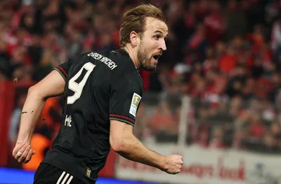 Обзор: Хари Кейн спаси Байерн от първа загуба в 93-ата минута