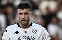 Петко Христов с цял мач на пейката при нов провал на Специя