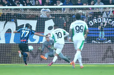 Сасуоло шокира Аталанта с 3:0 в Серия А