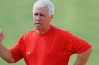 Паро: Веласкес клъвна на въдицата на Янев