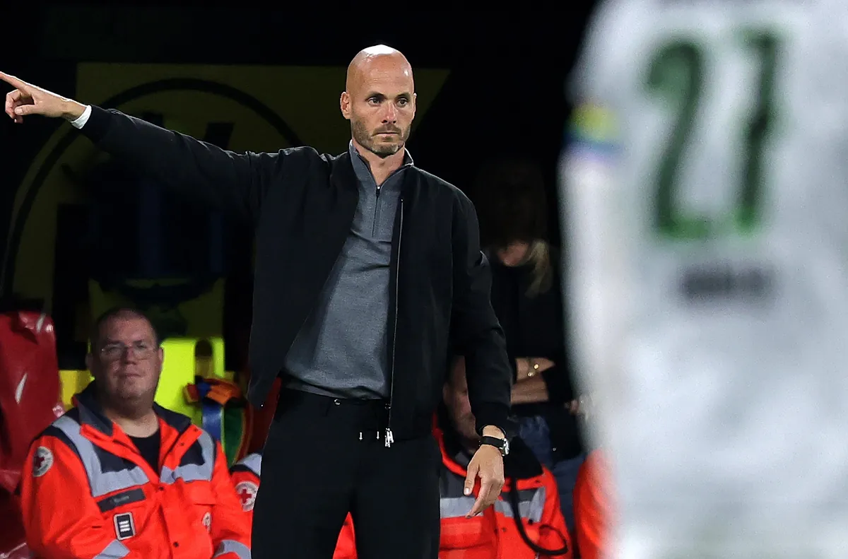 Волфсбург изгони треньора си