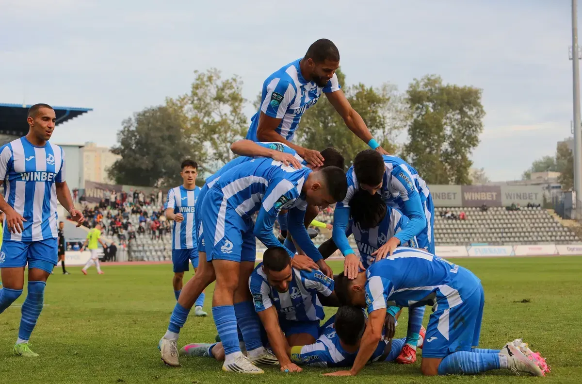 Прогноза: Гол/гол в дербито на Втора лига