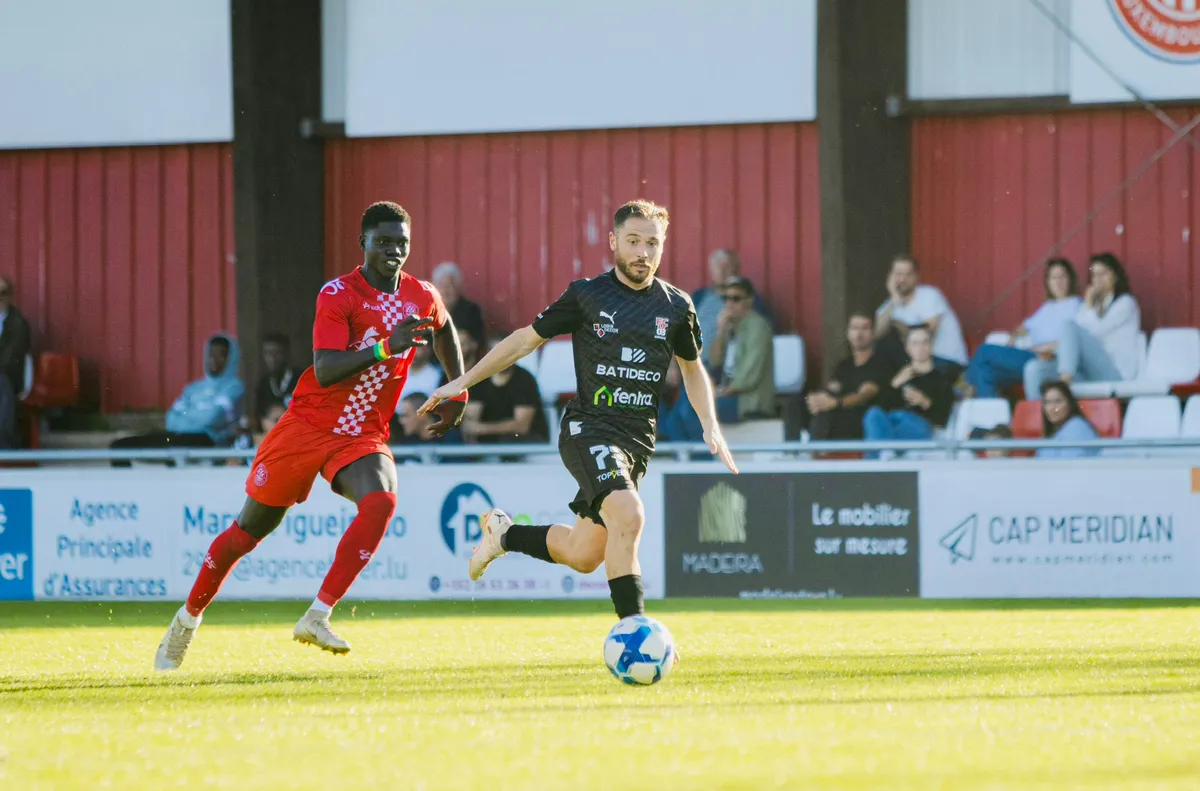 Моду Соу е обект на интерес от два клуба във Втора лига