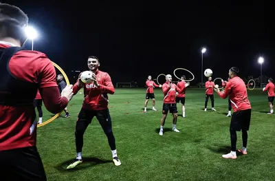 Националите започнаха подготовка за последните световни квалификации