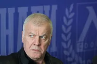 Левски чака мощен спонсор