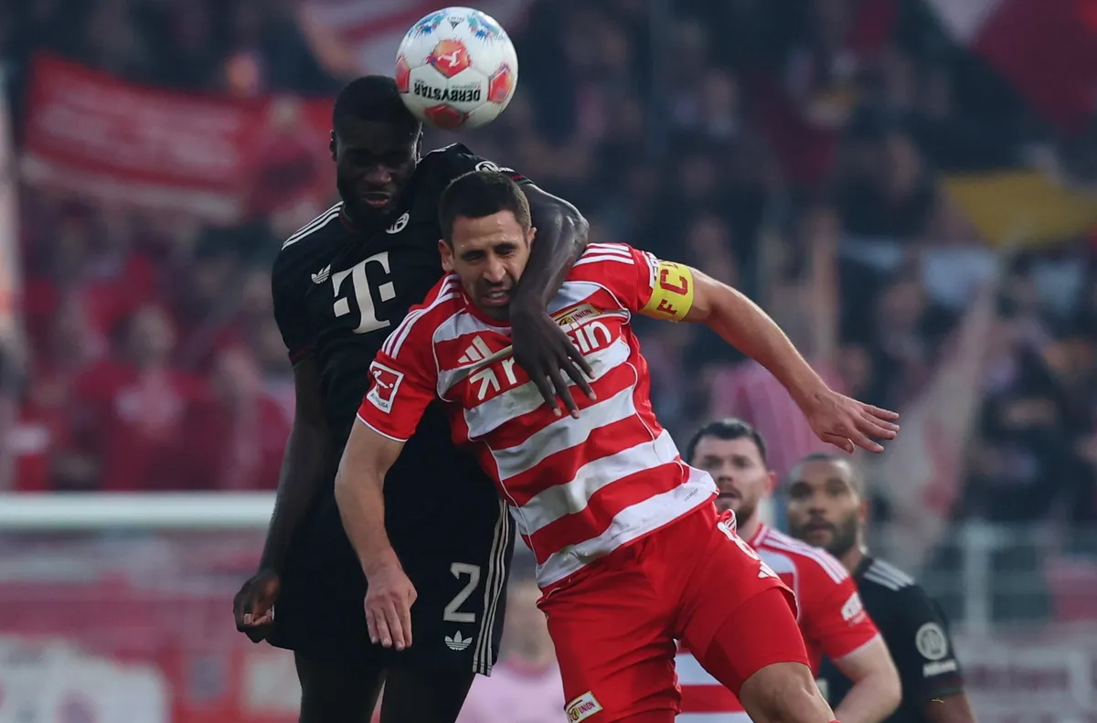 Упамекано успокои феновете на Байерн Мюнхен за бъдещето си