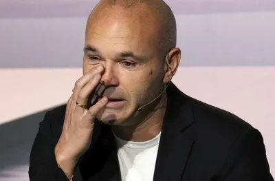 Иниеста замесен във финансова измама