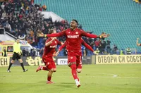 Героят на ЦСКА получава ключова роля в Камерун