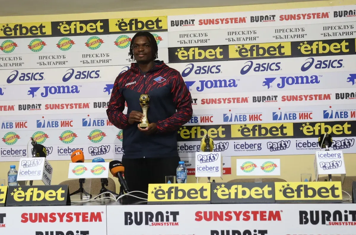 Фурие: Искам да вкарвам срещу всички отбори