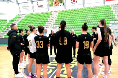 Уникално: България разгроми Азербайджан с близо 100 точки разлика