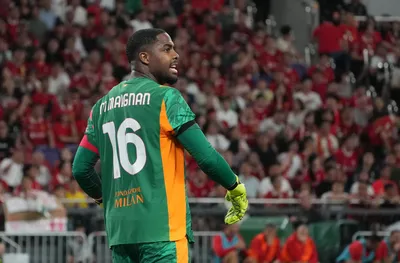 Байерн и Челси искат вратаря на Милан