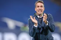 Веласкес подписа с агентите на Аморим