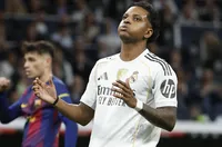 Реал предлага на Ливърпул размяна – Родриго за Вирц