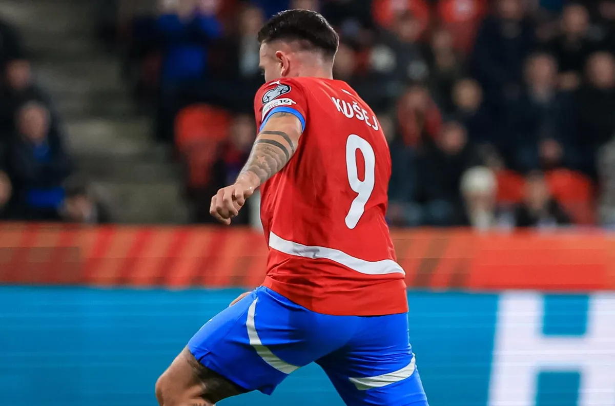 ОБЗОР: Чехия едва успя да победи Сан Марино