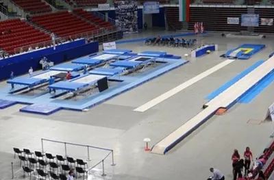 Финал и два полуфинала за България във втория ден на Световното по скокове на батут